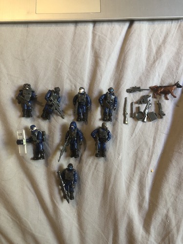 Lot figurines call of - de,