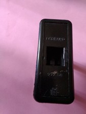 Porte Fusible Legrand 10x38 Porcelaine Broche 9mm Entraxe De 3cm Sans Fusible 