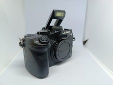 Boitier hybride nu Panasonic Lumix DMC-G7 (1 défaut)