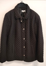 Veste courte matellassée noir  taille 46