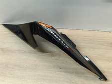 UN CARENAGE COQUE LATERAL ARRIERE GAUCHE 77251-MKP-J000 HONDA CB500F