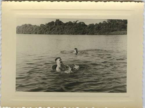 Photo ancienne bain homme - -,