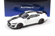 1:18 AUTOart Ford Mustang