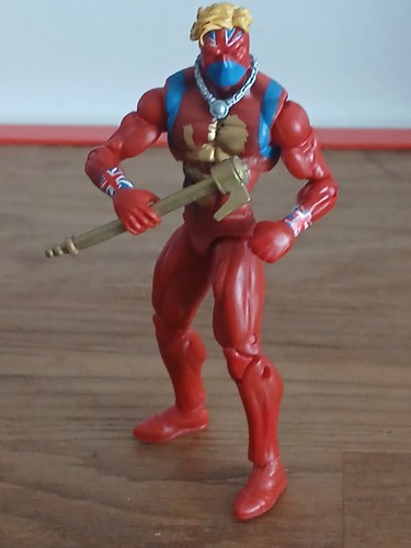 Captain britain figurine - captain,