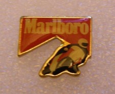 PIN'S MARLBORO COURSE MOTO