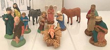 crèche années 50 plâtre et plastique 12 personnages