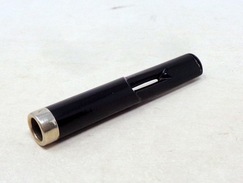 Superbe fume cigarette ancien