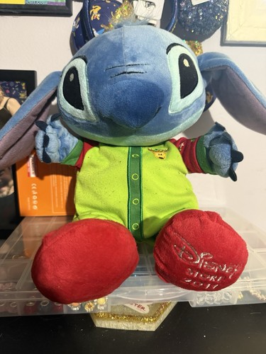 Disney store stitch 2011 - disney,