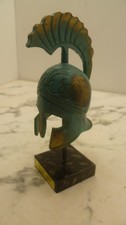 statuette casque grecque antique  bronze patine verte     Mythologie
