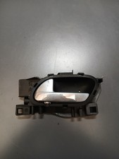 Peugeot 308 / Poignée