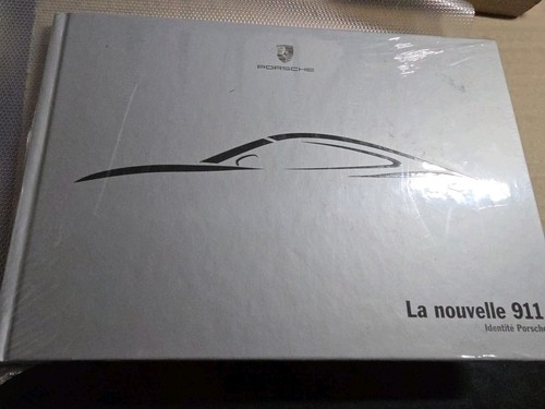 Livre identité porsche - ,