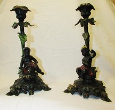 RARE PAIRE DE BOUGEOIRS