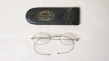 Ancienne Paire de lunettes