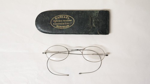 Ancienne paire lunettes - de,