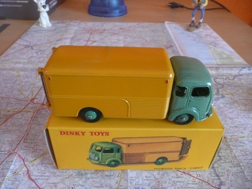 Simca cargo fourgon dinky - cargo,