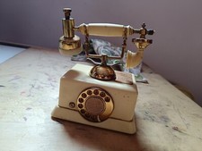 Ancien jouet téléphone - ancien,