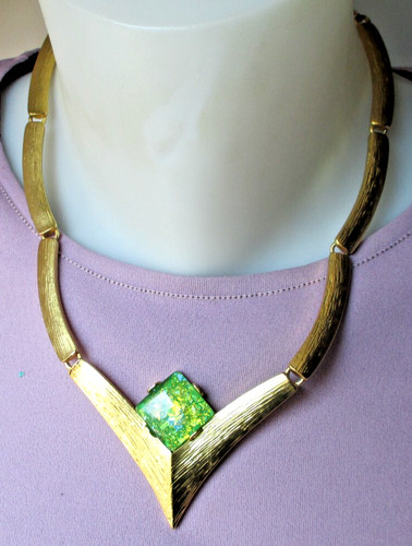 Magnifique collier couleur - magnifique,
