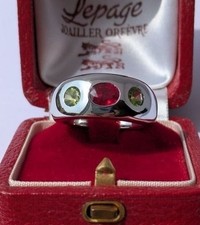 Très importante superbe bague