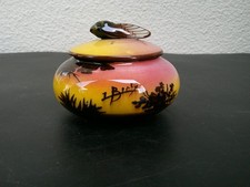 BONBONNIERE A LA CIGALE SIGNEE