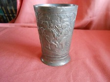Gobelet ancien en Etain