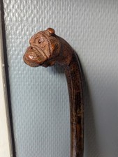 Canne ancienne sculptée