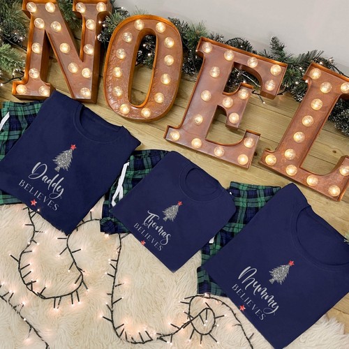 Family believes christmas - family,
