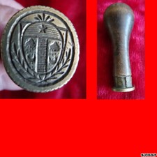 SCEAU CACHET A CIRE MATRICE BRONZE A DECOR D'ARMOIRIES