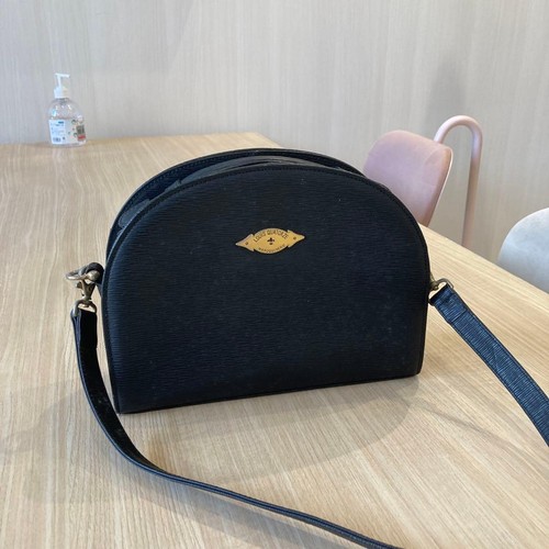 Louis quatorze shoulder - louis,
