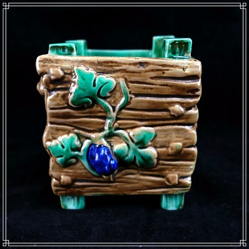 Cache pot miniature - cache,