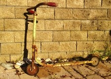 TROTTINETTE  ANNÉE 50 PLIANTE