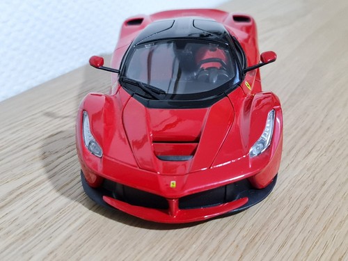 Tres rare ferrari burago - tres,