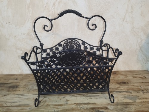 Ancien porte revue métal - ancien,
