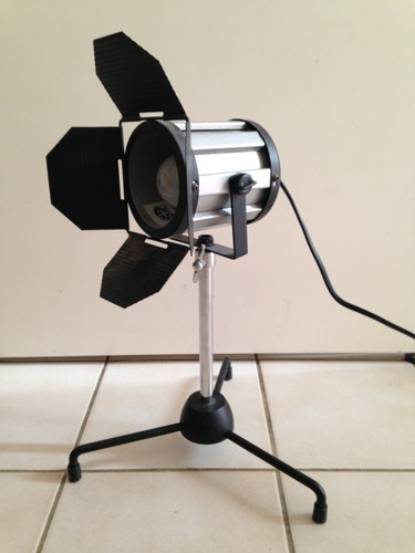 Superbe lampe type - type, projecteur