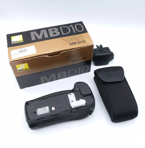 Used nikon d10 battery - mb-d10, grip
