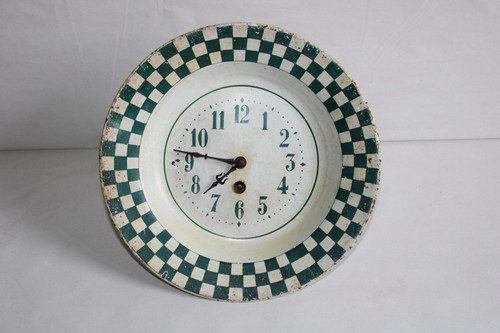 Ancienne pendule murale - , en