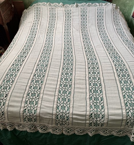 Linge ancien dessus - linge,