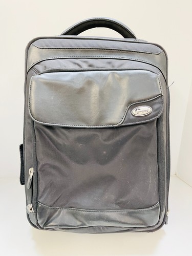 Lowepro backpack - lowepro,