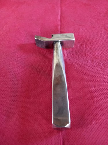 Annees marteau decapsuleur - annees,