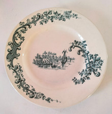 Grande assiette Longwy Modèle Pompadour vert bleuté – vers 1900