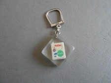 PORTE CLÉ / KEYCHAIN Voiture