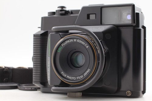 Near mint w strap - [near, w/strap]