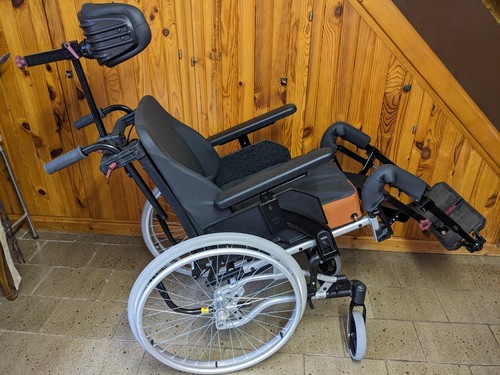 Fauteuil handicapé état - handicapé, neuf