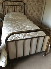 Lot de 2 cadres de lit en laiton ou cuivre jaune 100x190 cm - vintage