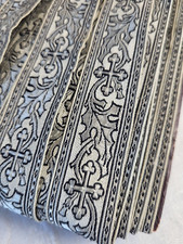 N08/ Ancien galon religieux lampas de soie argenté Ornement liturgique 2,5cmx34m