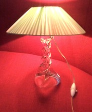 LAMPE en CRISTAL DE LORRAINE Vintage 1950 Signé avec abat jour plissé en rhodoïd