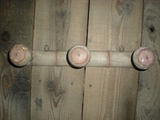 ANCIEN PORTE MANTEAUX 3 PATERES EN BAMBOU ECOLE USINE ATELIER VINTAGE DECO