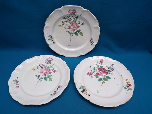 Xviii lot 3 assiettes - lot,