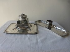 GALLIA CHRISTOFLE. Ancien kit de bureau encrier.Bronze argenté.Rubans croisés