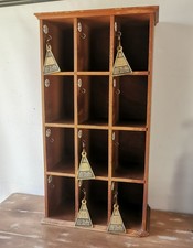 Ancien Meuble De Métier