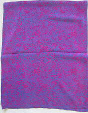 -Authentique    Echarpe GIANNI VERSACE  100% soie  TBEG  vintage Scarf 
